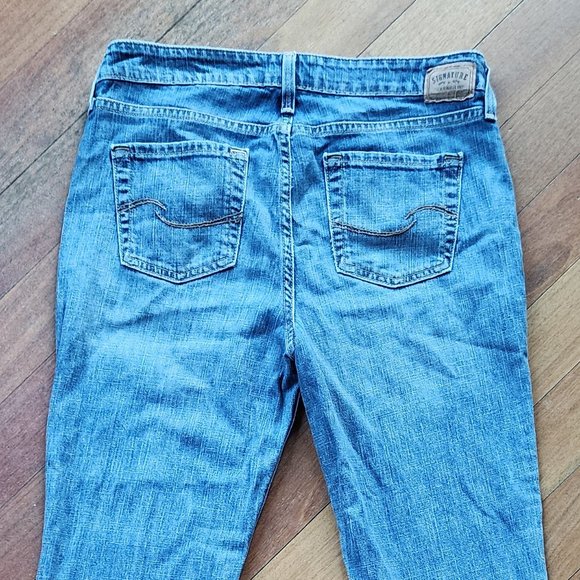 Signature by Levi Strauss Low Rise Bootcut Jeans Size Misses 8 Short - Picture 10 of 16